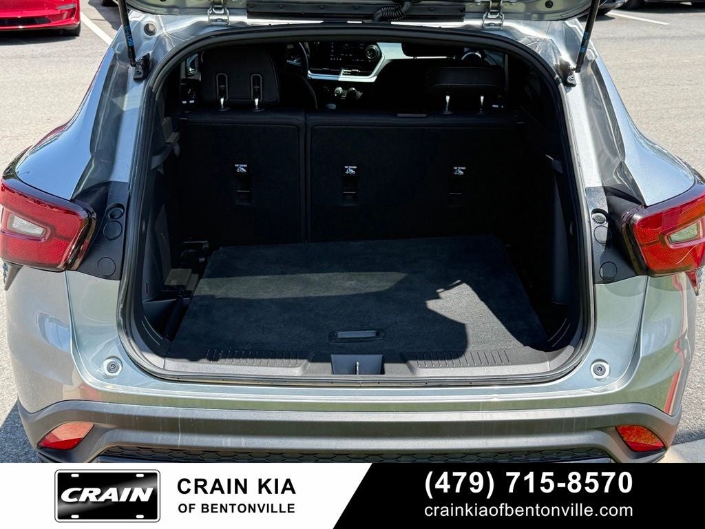 2025 Chevrolet Trax 1RS - CLEAN CARFAX