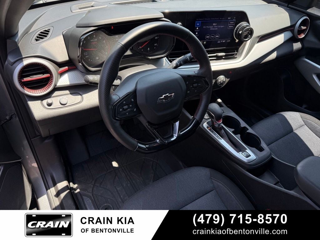 2025 Chevrolet Trax 1RS - CLEAN CARFAX