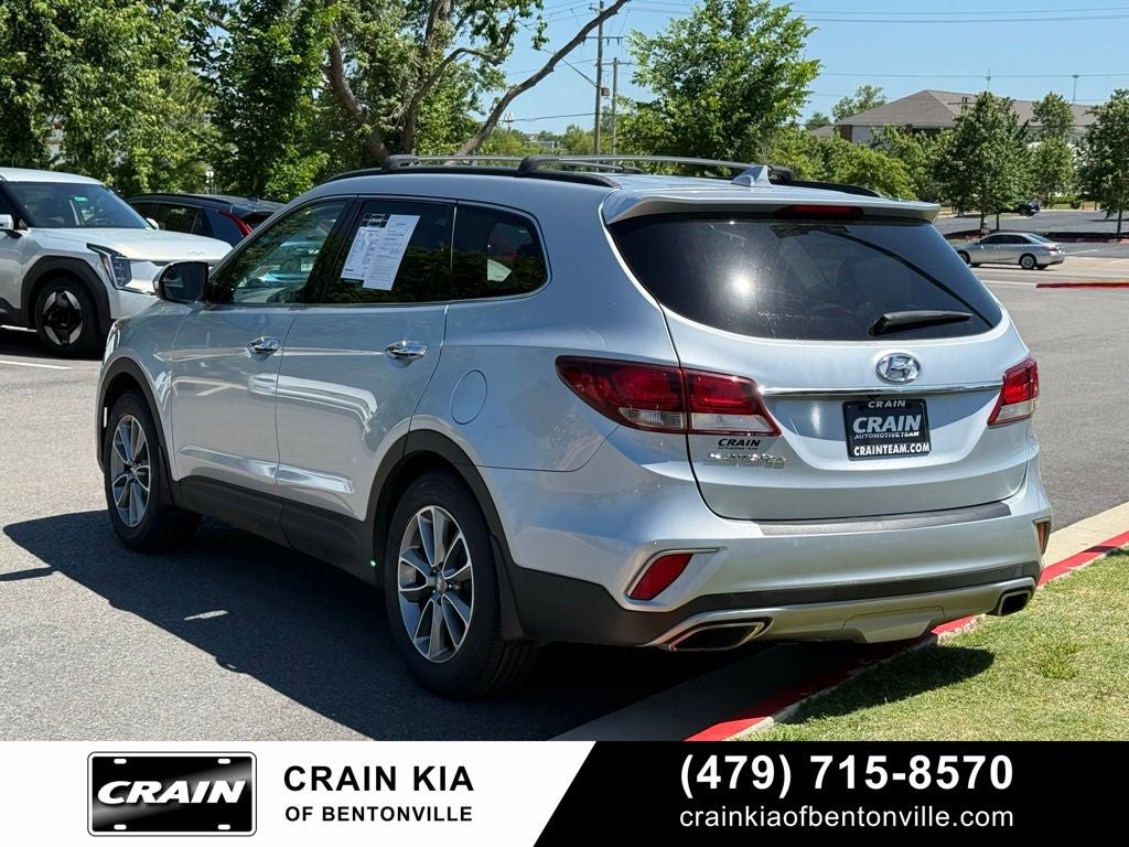 2018 Hyundai Santa Fe SE