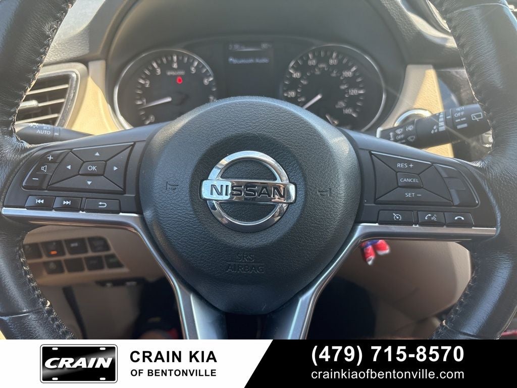 2017 Nissan Rogue SV Premium Package