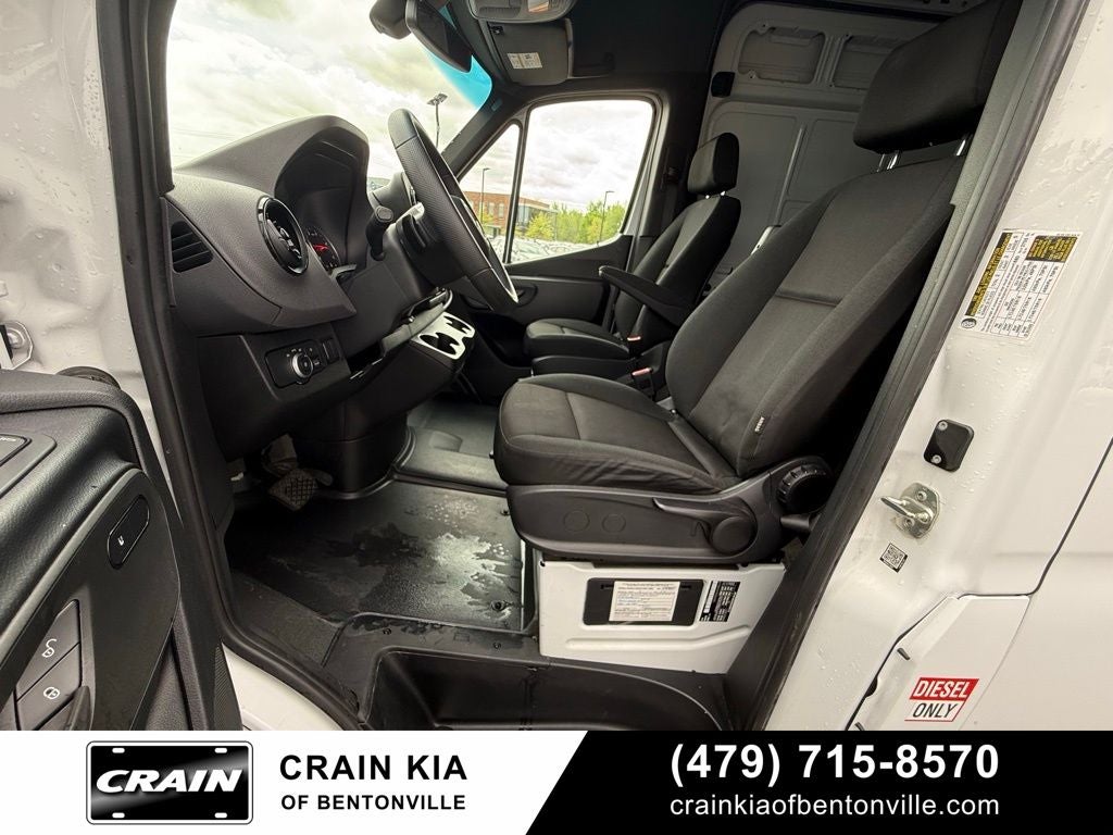 2025 Mercedes-Benz Sprinter 2500 Cargo 170 WB High Roof - CARFAX ONE OWNER