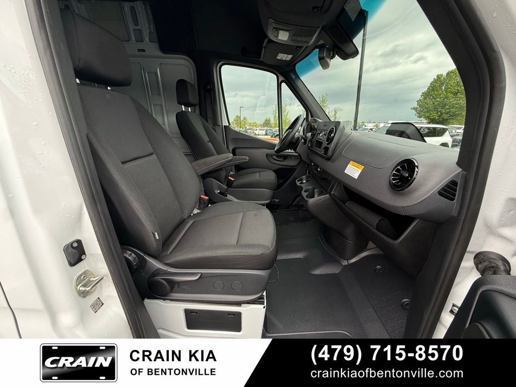2025 Mercedes-Benz Sprinter 2500 Cargo 170 WB High Roof - CARFAX ONE OWNER
