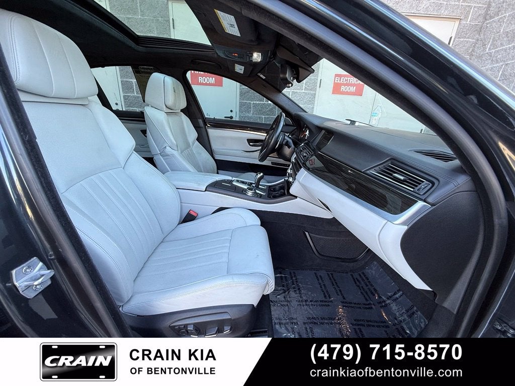 2014 BMW M5 Base - SUNROOF