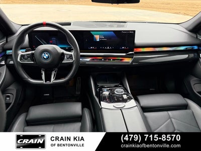 2024 BMW i5 M60 - AWD / PANORAMIC SUNROOF / CLEAN CARFAX
