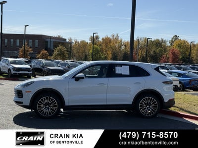 2019 Porsche Cayenne Base - AWD / PANORAMIC SUNROOF / CLEAN CARFAX