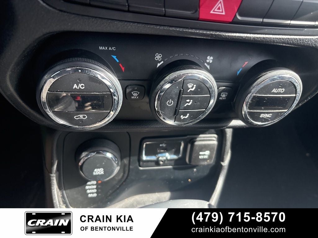 2015 Jeep Renegade Limited - 4WD / CLEAN CARFAX / ONE OWNER