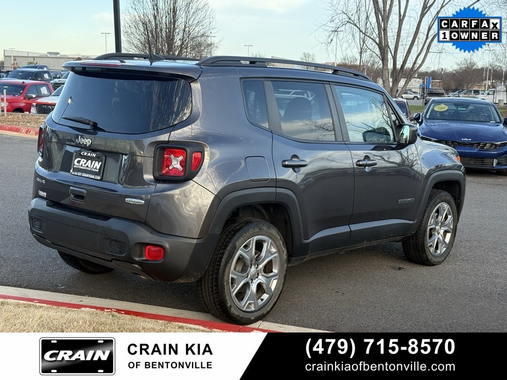 2019 Jeep Renegade Latitude - 4WD / CLEAN CARFAX / ONE OWNER