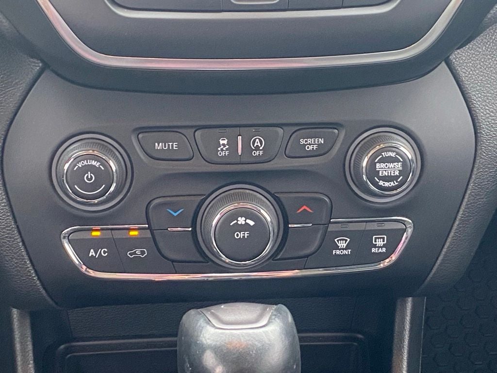 2022 Jeep Cherokee X 4X4 / REMOTE START / HEATED SEATS