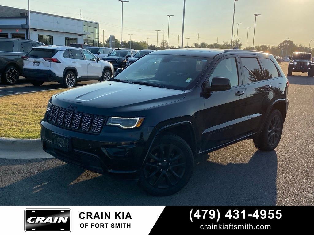 2020 Jeep Grand Cherokee Altitude 4X4 / CLEAN CARFAX