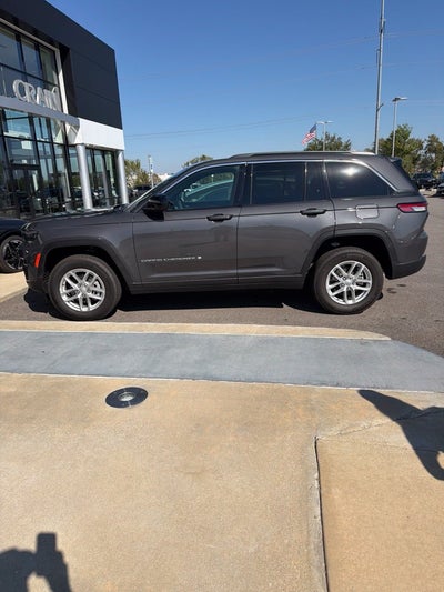 2026 Jeep Grand Cherokee Laredo 4X4