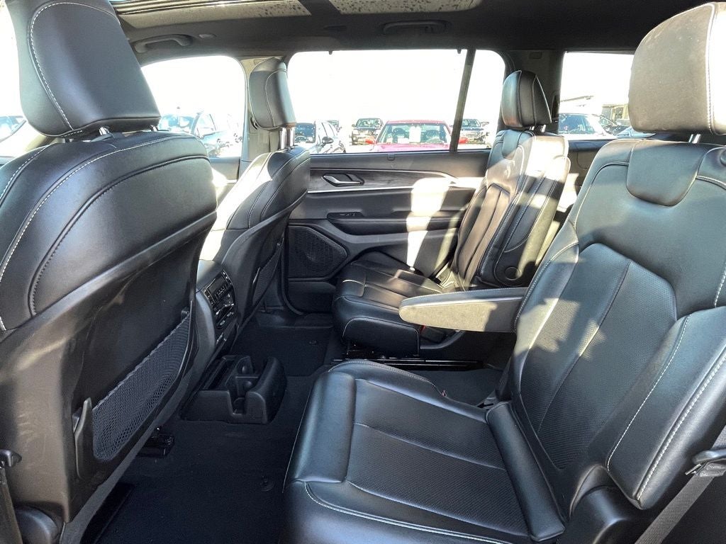 2024 Jeep Grand Cherokee L Limited 4X4 / NAV / HEATED SEATS