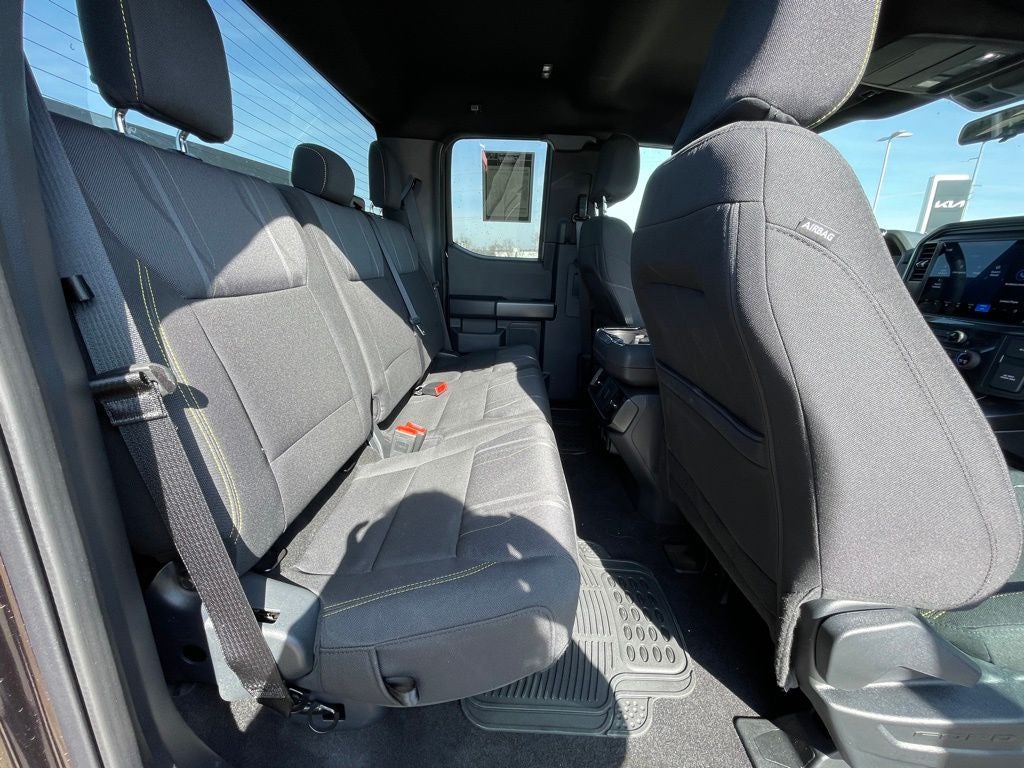 2025 Ford F-150 STX RWD / ONE OWNER / CLEAN CARFAX