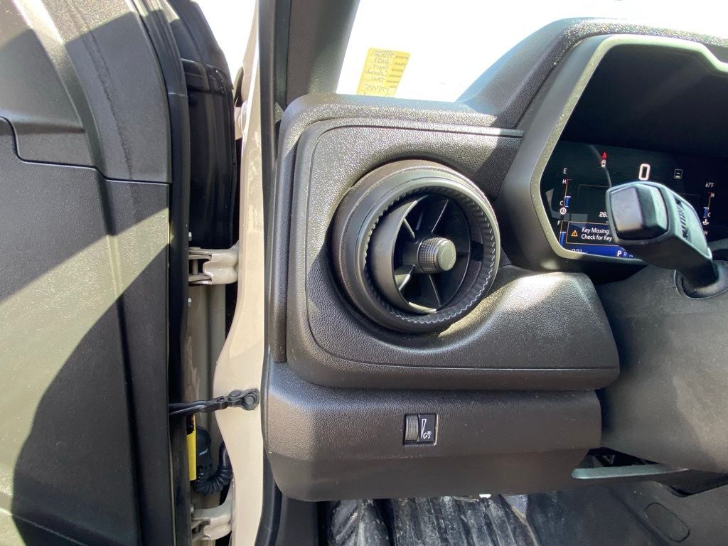 2023 Chevrolet Colorado Work Truck ONE OWNER / NAV