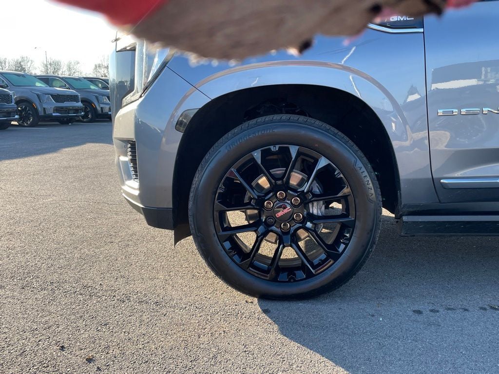 2022 GMC Yukon Denali 4X4 / NAV / HEATED SEATS