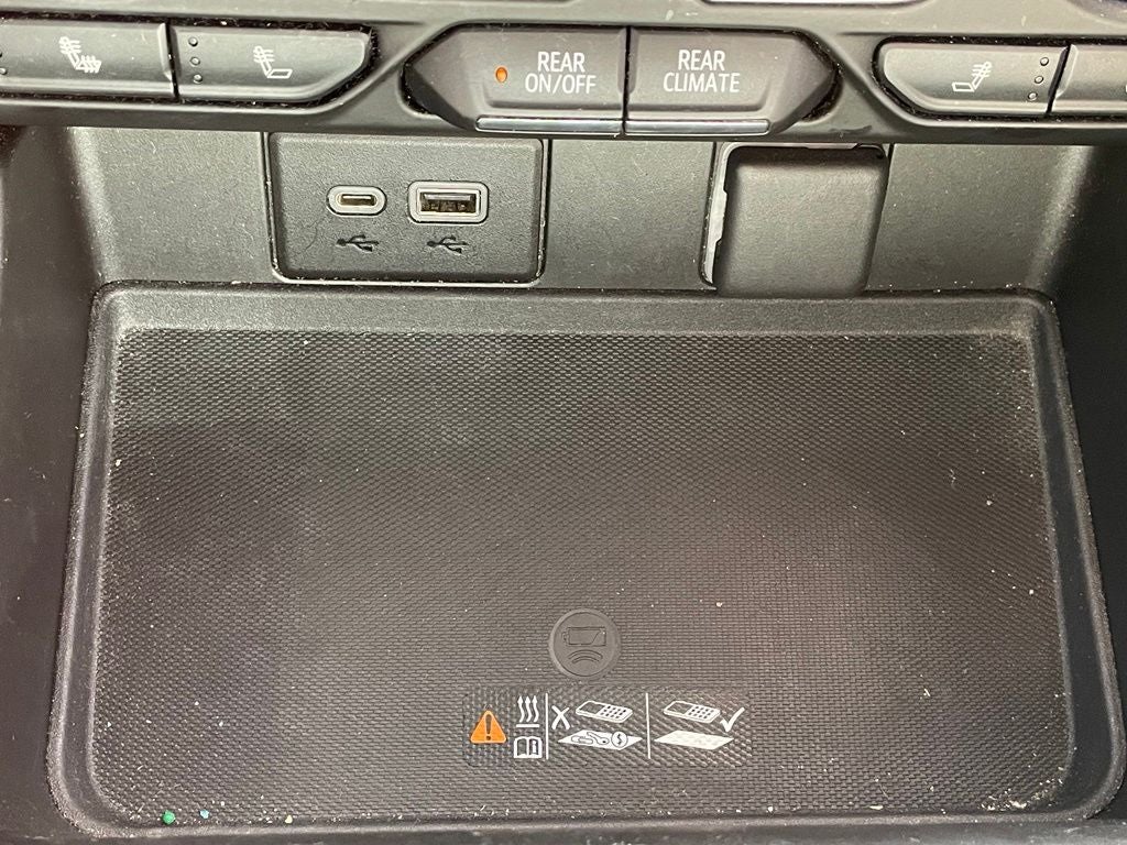 2021 Chevrolet Tahoe Z71 4X4 / LEATHER / HEATED SEATS
