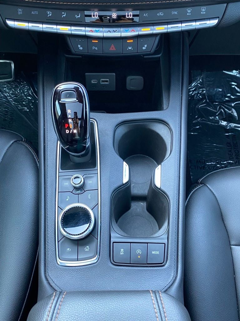 2023 Cadillac XT4 Sport ONE OWNER / HEATED SEATS / SUNROOF