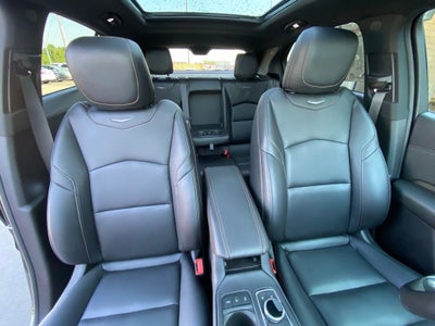 2023 Cadillac XT4 Sport ONE OWNER / HEATED SEATS / SUNROOF