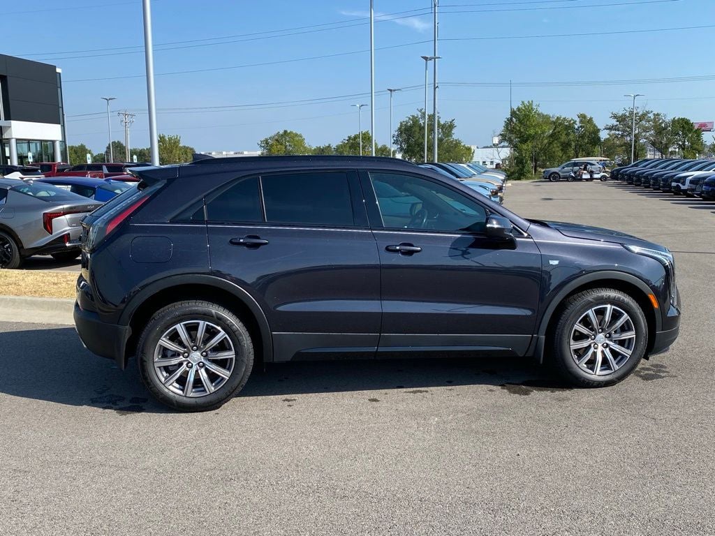 2023 Cadillac XT4 Sport ONE OWNER / HEATED SEATS / SUNROOF