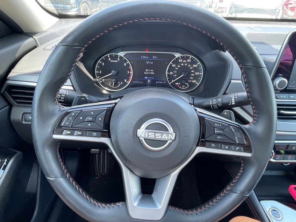 2025 Nissan Altima 2.5 SR ONE OWNER / POWER DRIVERS SEAT / BLIND SPOT