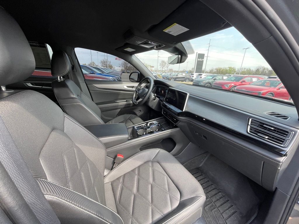 2024 Volkswagen Atlas Cross Sport 2.0T SE w/Technology HEATED SEATS / COOLED SEATS / CLEAN CARFAX