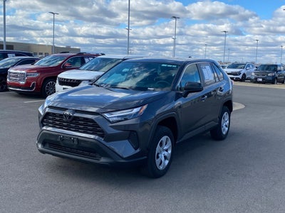 2024 Toyota RAV4 LE ONE OWNER / AWD