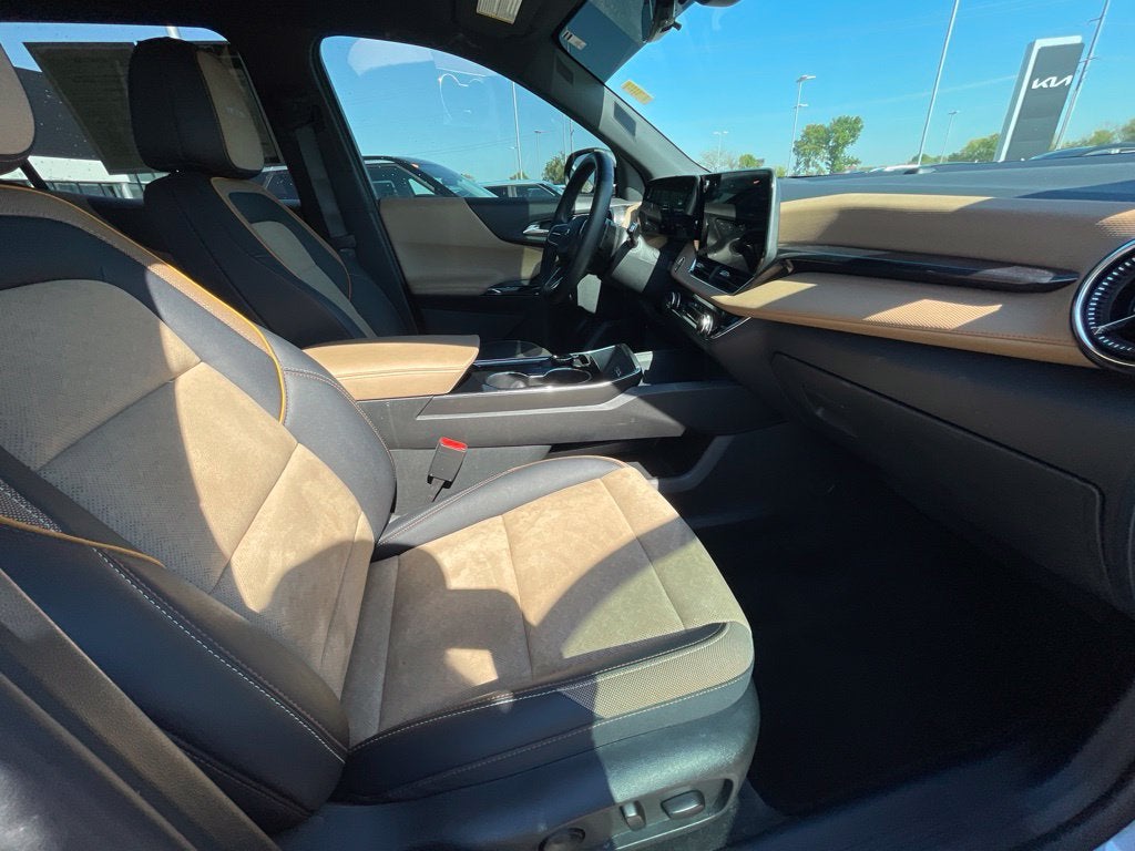 2025 Chevrolet Equinox ACTIV ONE OWNER / HEATED SEATS / NAV