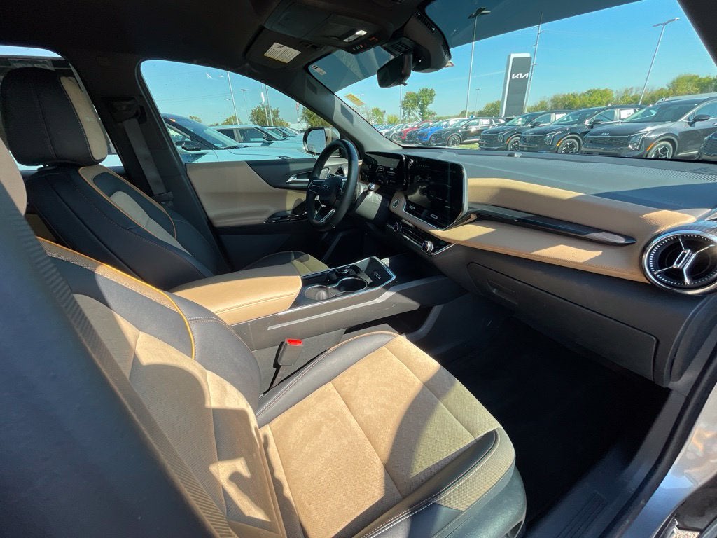 2025 Chevrolet Equinox ACTIV ONE OWNER / HEATED SEATS / NAV