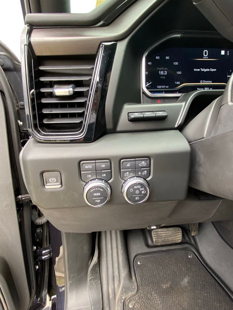 2022 GMC Sierra 1500 AT4 4x4 / HEATED SEATS