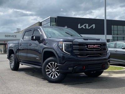 2022 GMC Sierra 1500 AT4 4x4 / HEATED SEATS
