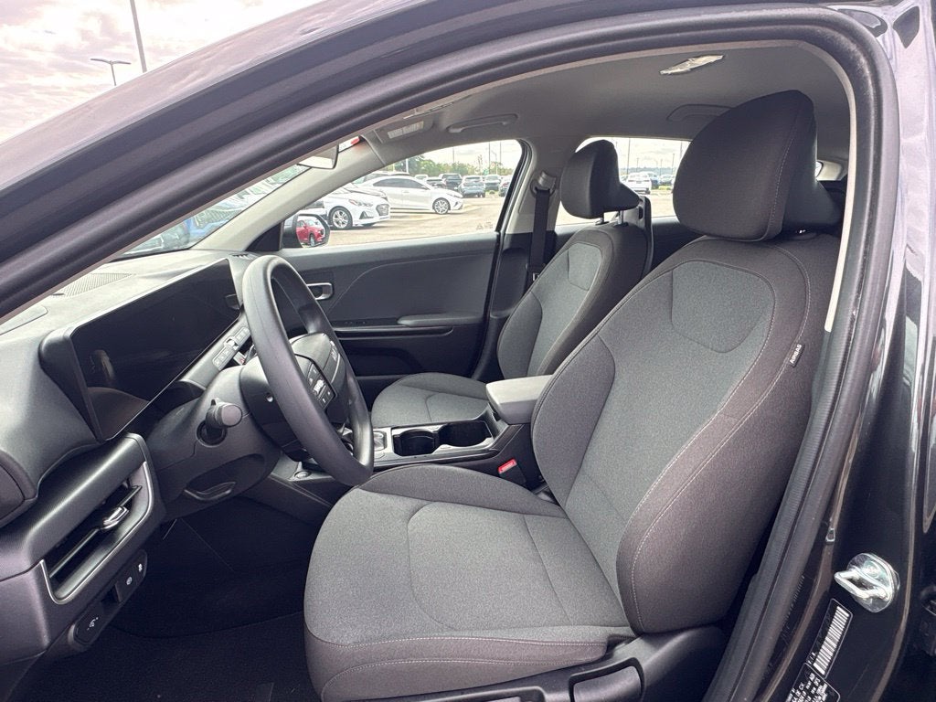2025 Kia K4 LX