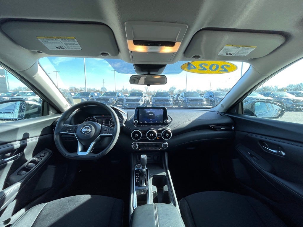 2024 Nissan Sentra SV ONE OWNER / CLEAN CARFAX