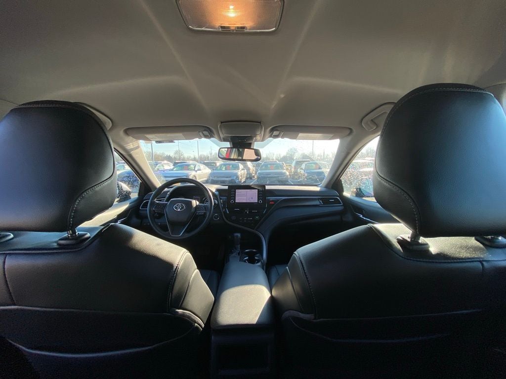 2021 Toyota Camry SE ONE OWNER / CLEAN CARFAX