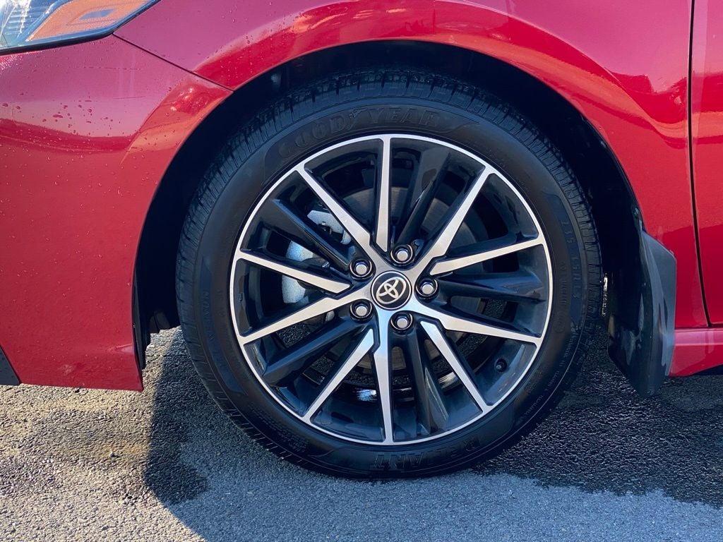 2021 Toyota Camry SE ONE OWNER / CLEAN CARFAX