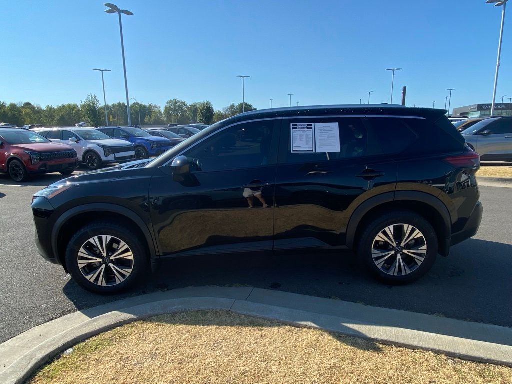 2023 Nissan Rogue SV ONE OWNER / CLEAN CARFAX
