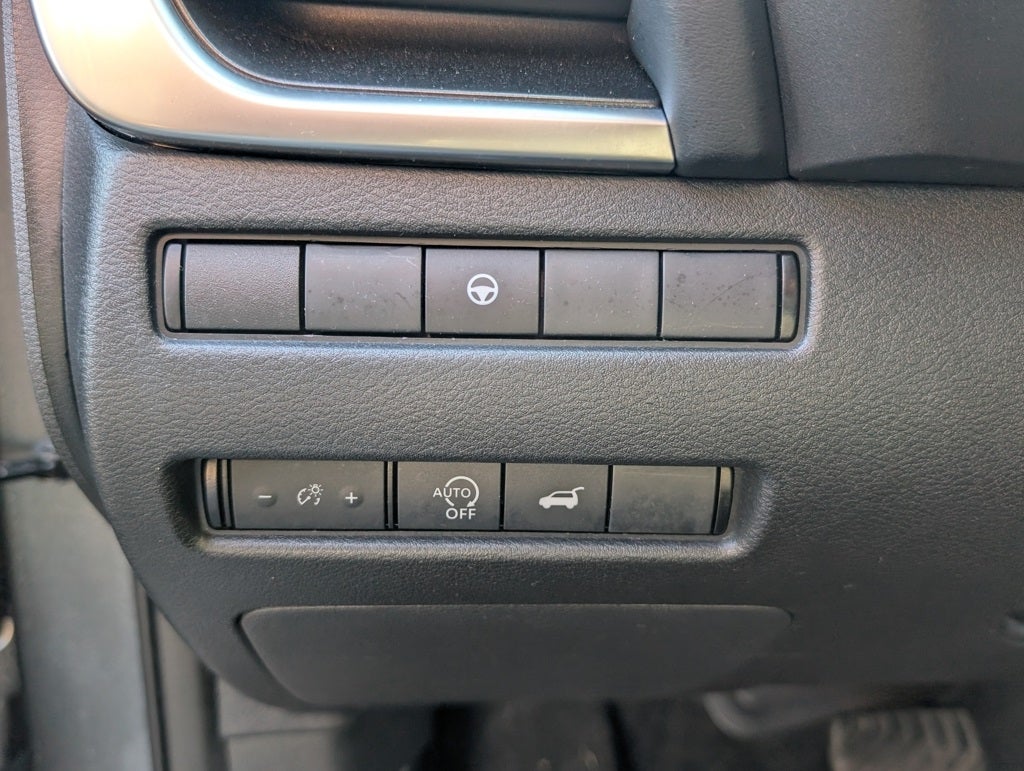 2024 Nissan Rogue SV AWD / ONE OWNER / CLEAN CARFAX