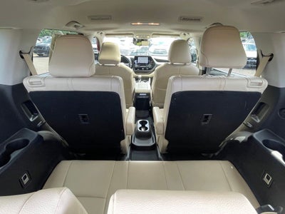 2023 Toyota Highlander Hybrid XLE HEATED SEATS / ONE OWNER / CLEAN CARFAX