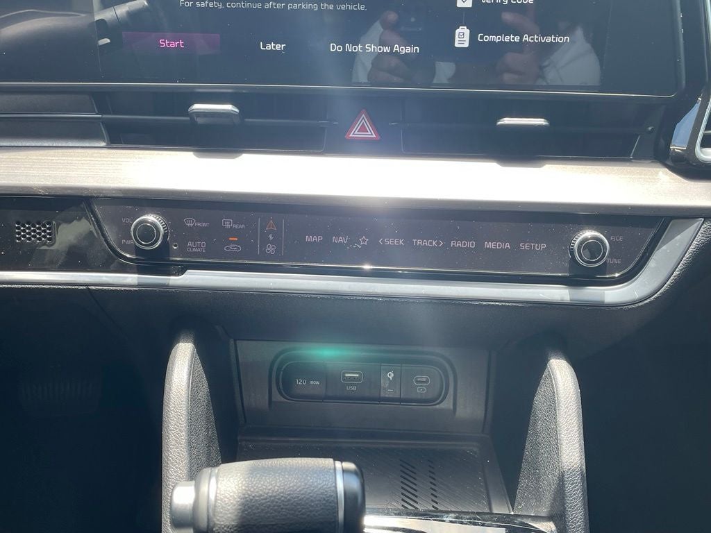 2024 Kia Sportage EX ONE OWNER / NAV / LEATHER