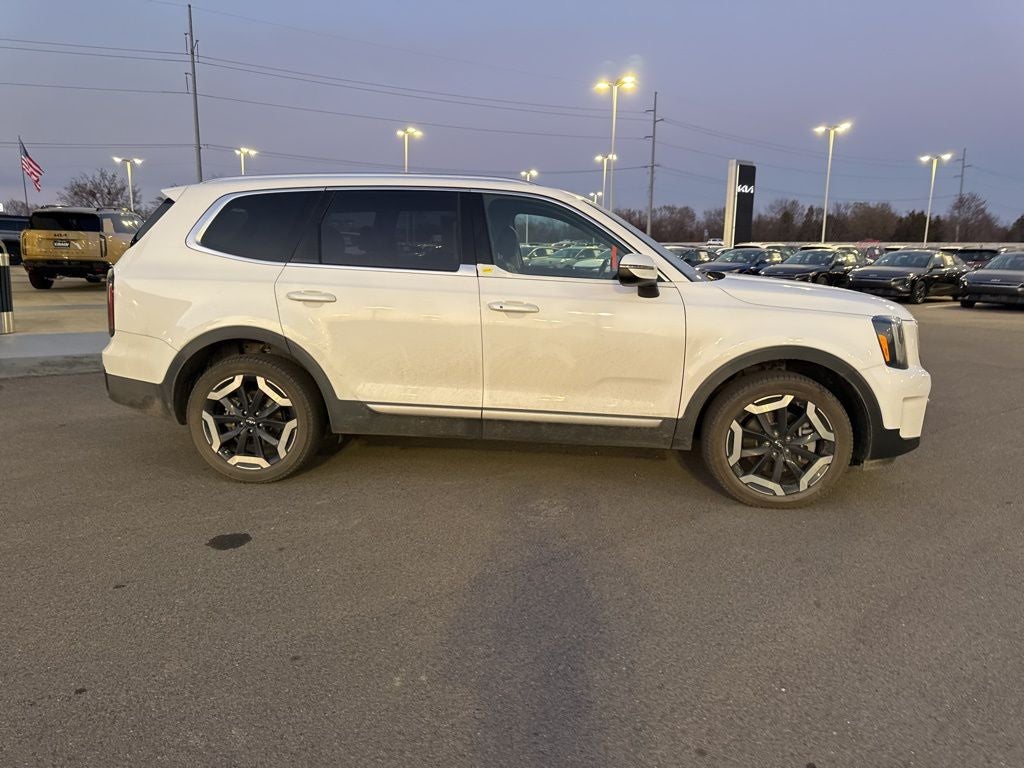 2023 Kia Telluride EX