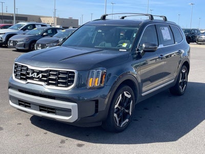 2024 Kia Telluride S HEATED SEATS / NAV / SUNROOF