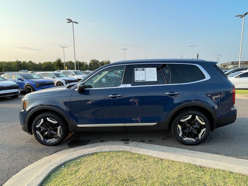 2023 Kia Telluride S