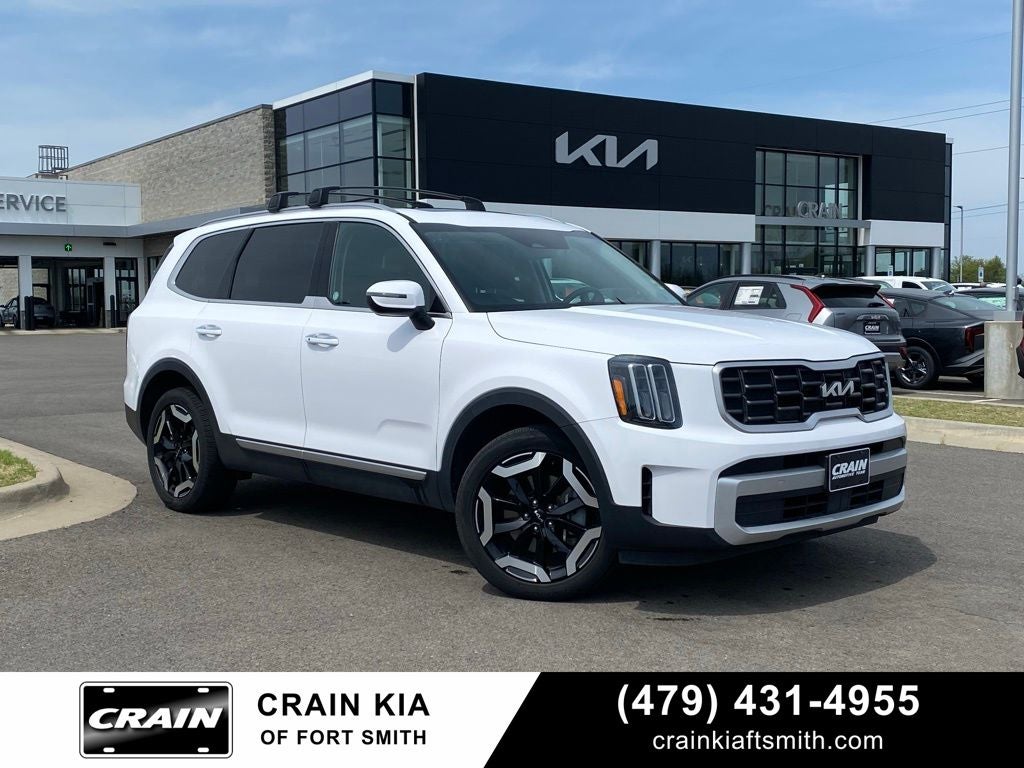 2025 Kia Telluride S AWD / ONE OWNER / NAV