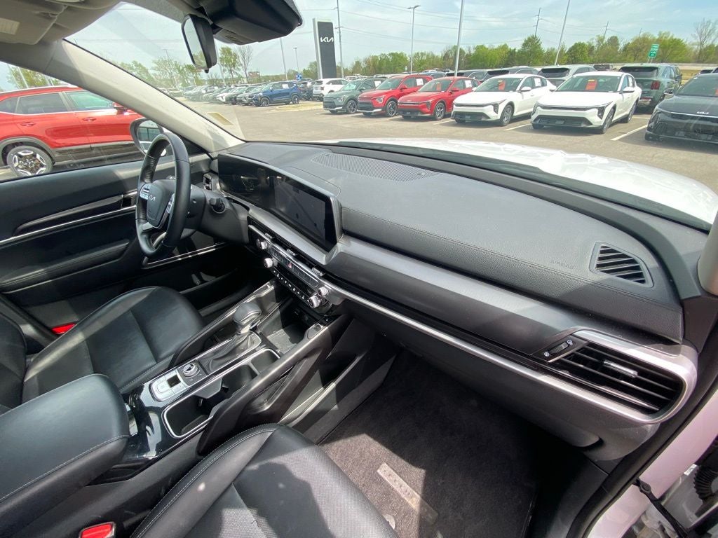 2025 Kia Telluride S AWD / ONE OWNER / NAV