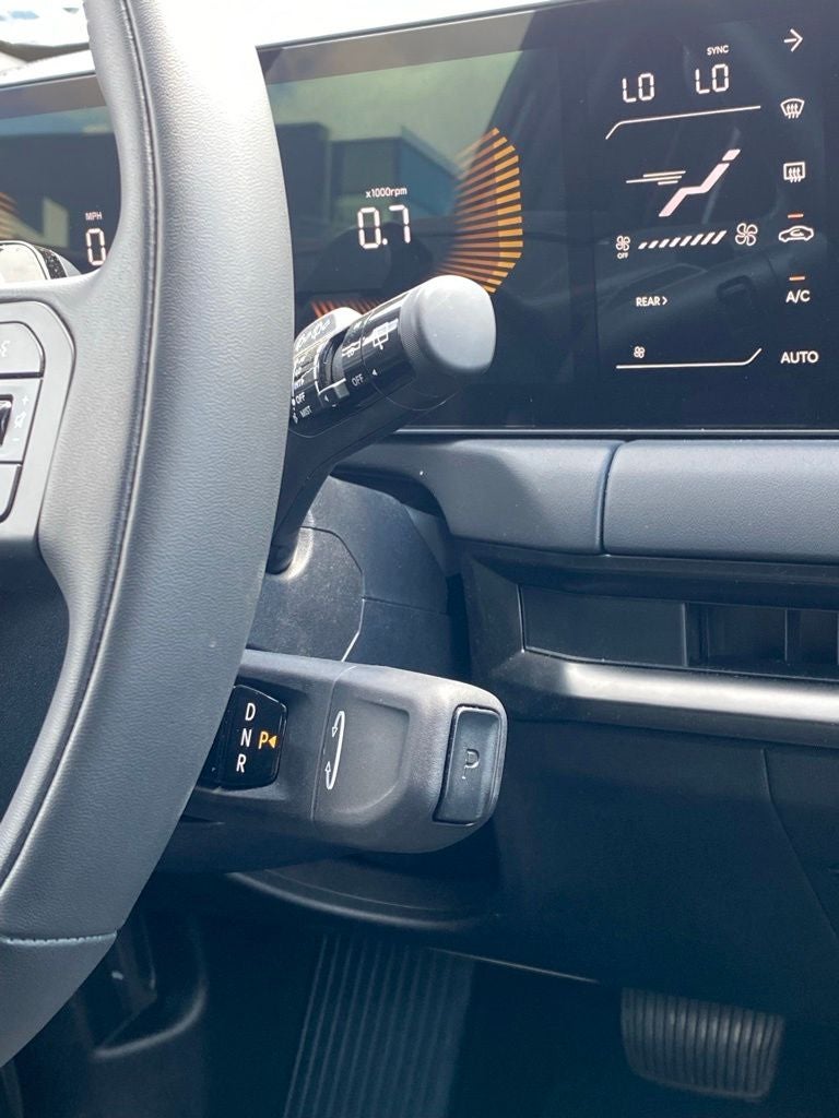 2027 Kia Telluride X-Line EX LEATHER / SUNROOF / AWD