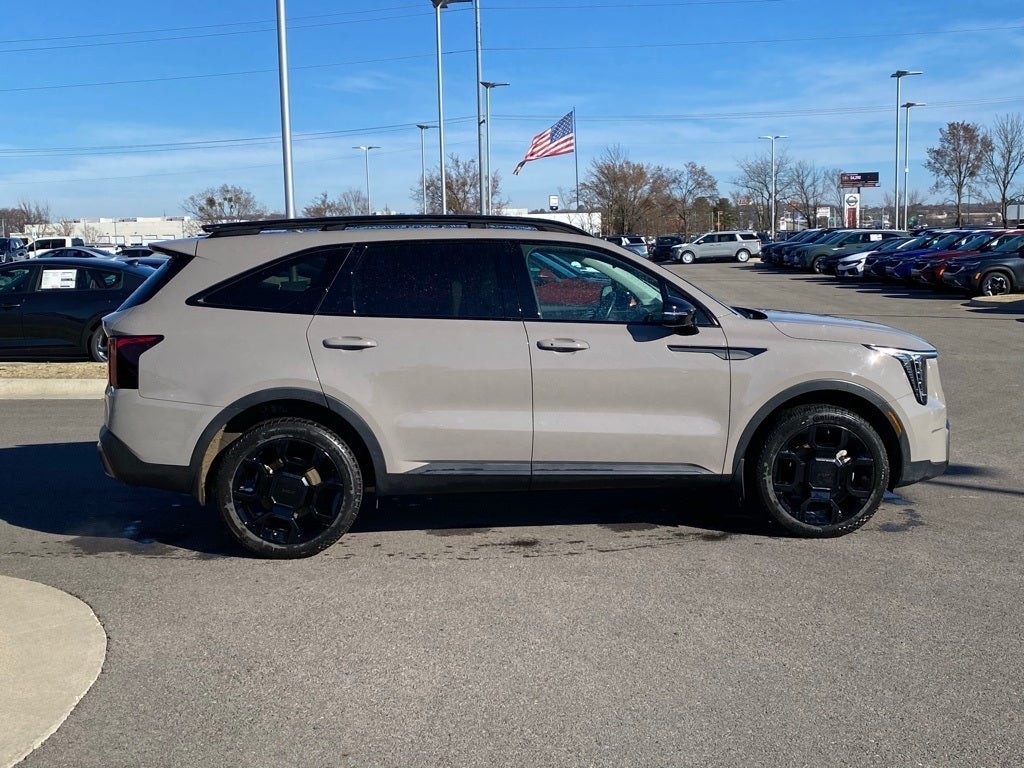 2025 Kia Sorento X-Line EX AWD / MOONROOF / HEATED SEATS