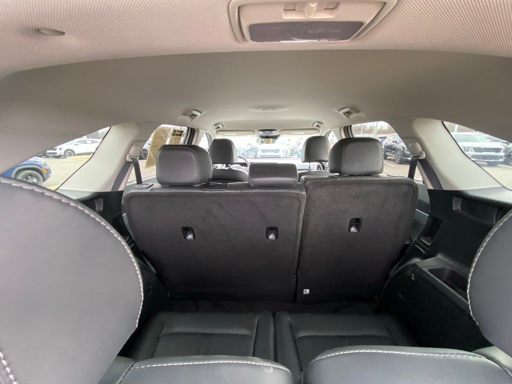 2024 Kia Sorento S AWD / LEATHER / NAV