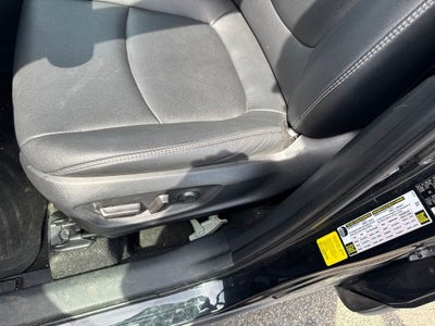 2024 Toyota Corolla Cross XLE POWER DRIVERS SEAT / HEATED SEATS