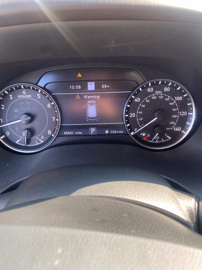 2024 Nissan Armada Platinum MOONROOF / HEATED SEATS / NAV