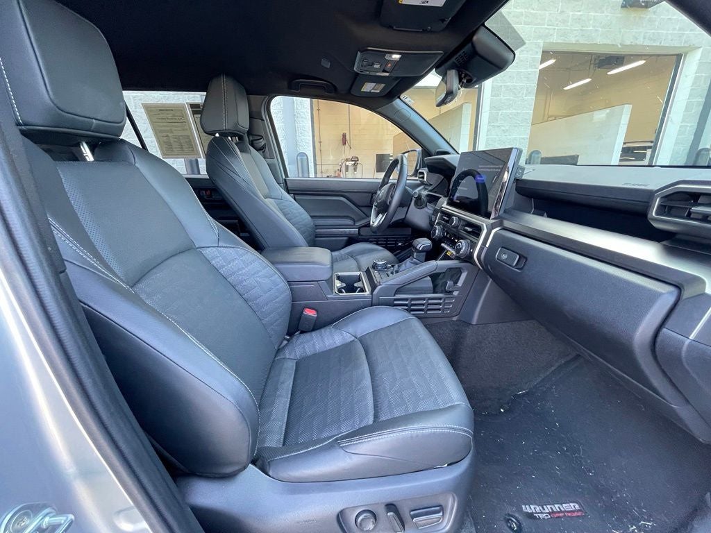 2025 Toyota 4Runner TRD Off-Road TRD / ONE OWNER / 4X4