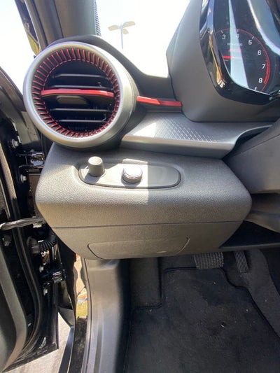 2024 Chevrolet Trax 1RS ONE OWNER / HEATED SEATS