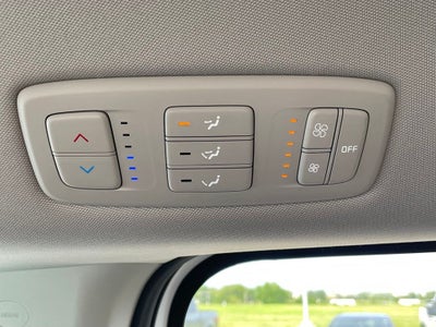 2024 Kia Carnival LX ONE OWNER / CLEAN CARFAX